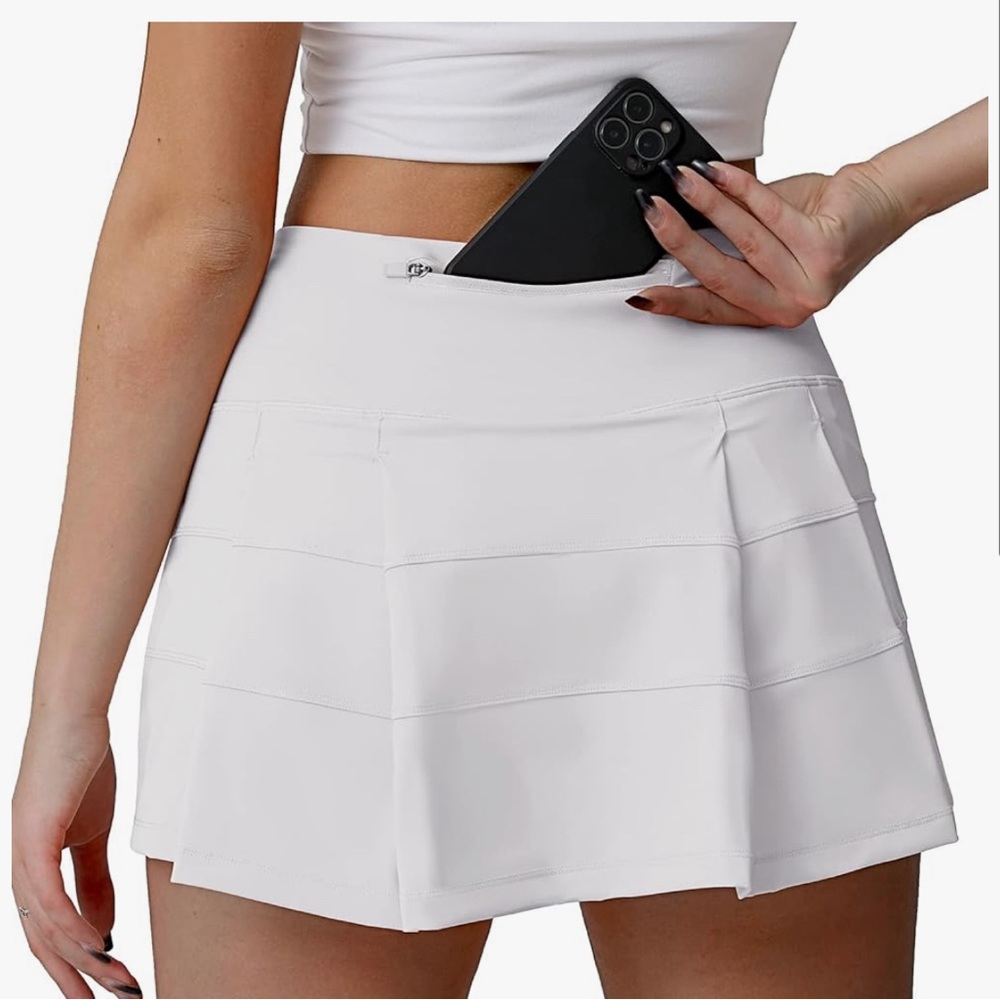 White high waisted tennis skirt